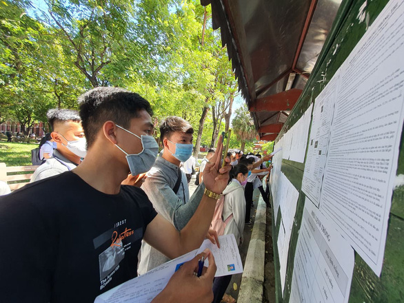 Đã có điểm thi tốt nghiệp THPT 2020 cả nước, xem nhanh trên Tuổi Trẻ Online - Ảnh 1. Đã có điểm thi tốt nghiệp THPT 2020 cả nước, xem nhanh trên Tuổi Trẻ Online - Ảnh 1.