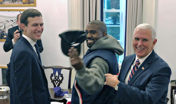 Kanye West phủ nhận Đảng Cộng hòa chi tiền anh tranh cử tổng thống: Tôi còn giàu hơn cả Trump! - Ảnh 4. Kanye West phủ nhận Đảng Cộng hòa chi tiền anh tranh cử tổng thống: Tôi còn giàu hơn cả Trump! - Ảnh 4.