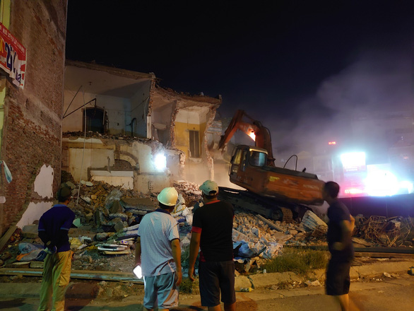 Demolition of a villa belonging to the Bach Mai station - Photo 5.