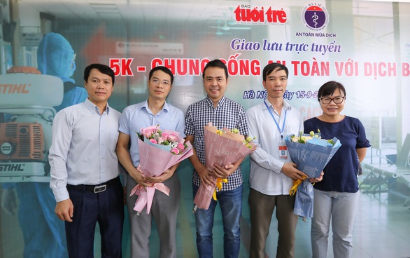 Đi du lịch lại được chưa? Làm gì để chung sống an toàn với COVID-19? - Ảnh 2. Đi du lịch lại được chưa? Làm gì để chung sống an toàn với COVID-19? - Ảnh 2.