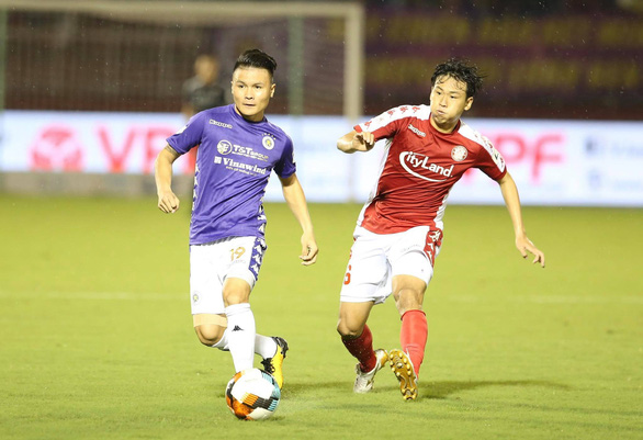 CLB Hà Nội - CLB TP.HCM (hiệp 1) 0-0 - Ảnh 1.