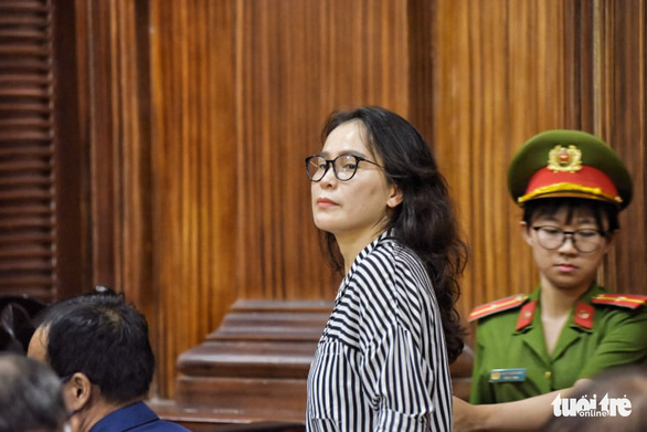 Defendant Le Thi Thanh Thuy: How can a woman like me affect the whole system?  - Photo 1.