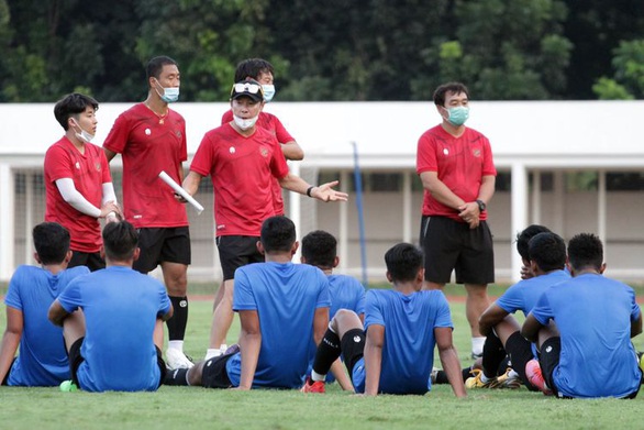 Tập huấn ở châu Âu, U19 Indonesia tổn thất lực lượng, rắc rối đủ đường - Ảnh 1. Tập huấn ở châu Âu, U19 Indonesia tổn thất lực lượng, rắc rối đủ đường - Ảnh 1.
