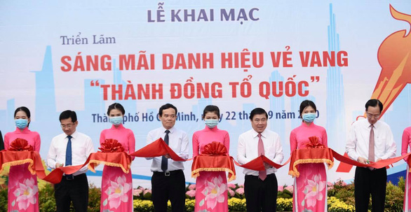 Khai mạc triển lãm kỷ niệm 75 năm ngày Nam bộ kháng chiến - Ảnh 3. Khai mạc triển lãm kỷ niệm 75 năm ngày Nam bộ kháng chiến - Ảnh 3.