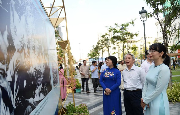 Khai mạc triển lãm kỷ niệm 75 năm ngày Nam bộ kháng chiến - Ảnh 5. Khai mạc triển lãm kỷ niệm 75 năm ngày Nam bộ kháng chiến - Ảnh 5.