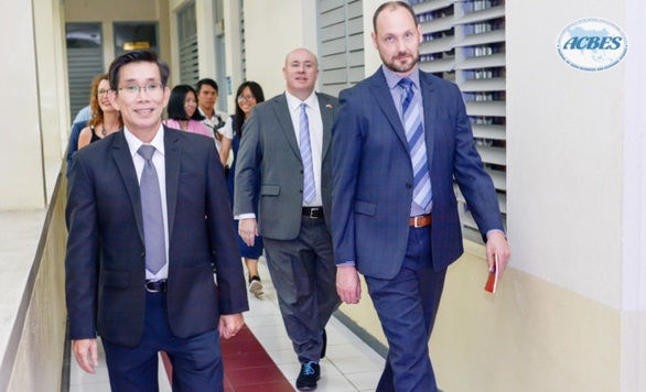GS.TS Sử Đình Thành làm hiệu trưởng Trường đại học Kinh tế TP.HCM - Ảnh 1. GS.TS Sử Đình Thành làm hiệu trưởng Trường đại học Kinh tế TP.HCM - Ảnh 1.