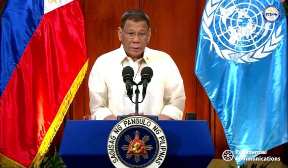 Ông Duterte bỏ bom tại Liên Hiệp Quốc - Ảnh 1. Ông Duterte bỏ bom tại Liên Hiệp Quốc - Ảnh 1.