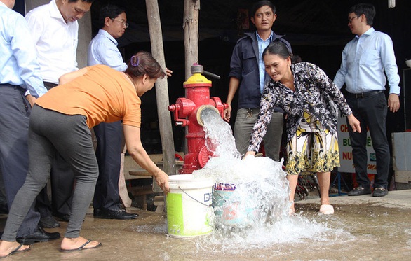 TP.HCM hoàn thành đường ống nước về Long An, ‘ứng cứu’ hạn mặn cận kề - Ảnh 1. TP.HCM hoàn thành đường ống nước về Long An, ‘ứng cứu’ hạn mặn cận kề - Ảnh 1.