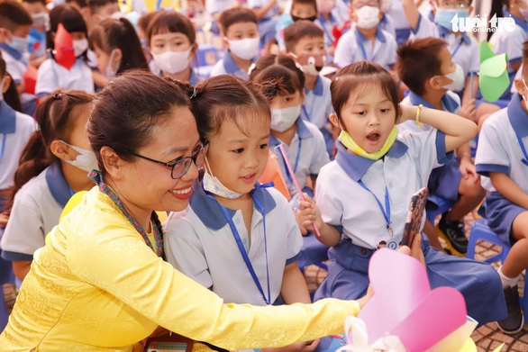 Phó thủ tướng Trương Hòa Bình dự lễ khai giảng năm học mới sáng 6-9 - Ảnh 1. Phó thủ tướng Trương Hòa Bình dự lễ khai giảng năm học mới sáng 6-9 - Ảnh 1.