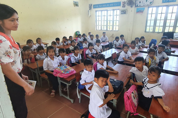 Trường xa quá, con đạp xe đi không nổi - Ảnh 1. Trường xa quá, con đạp xe đi không nổi - Ảnh 1.