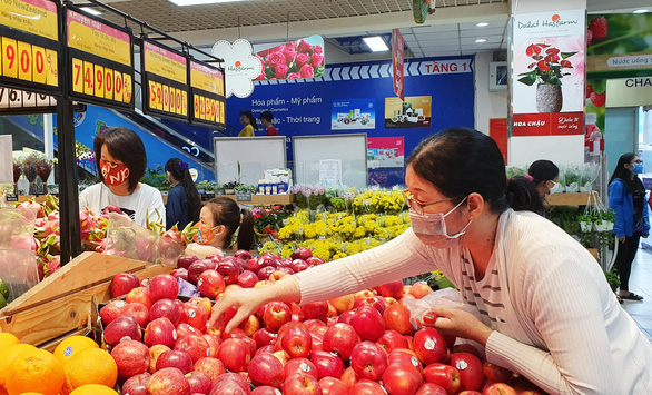 Hàng nhãn riêng của siêu thị Việt tung ưu đãi chỉ 2.000đ - Ảnh 1.