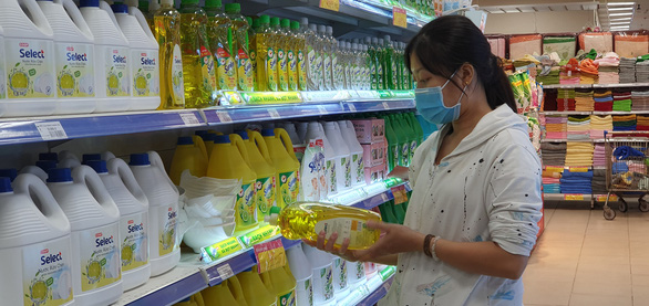 Hàng nhãn riêng của siêu thị Việt tung ưu đãi chỉ 2.000đ - Ảnh 2. Hàng nhãn riêng của siêu thị Việt tung ưu đãi chỉ 2.000đ - Ảnh 2.