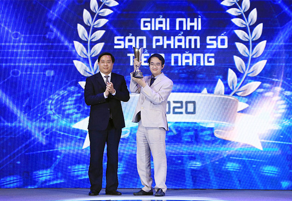 Sinh viên Duy Tân giành nhiều giải thưởng tại Olympic Tin học SV VN lần thứ 29 Giai-thuong-anh-bia-161034230893057501949