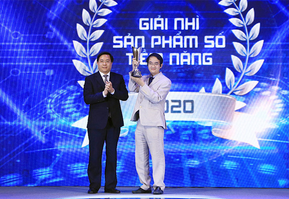 SV Duy Tân giành nhiều giải thưởng tại Olympic Tin học SV VN lần thứ 29 Giai-thuong-anh-bia-161034230893057501949