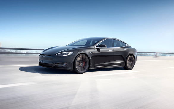 Hãng xe Tesla của tỉ phú Elon Musk bị yêu cầu triệu hồi hơn 158.000 chiếc - Ảnh 1.