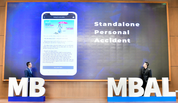 MB Ageas Life phân phối sản phẩm bảo hiểm qua App MBBank - Ảnh 1.