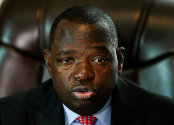 Bộ trưởng ngoại giao Zimbabwe tử vong vì COVID-19 - Ảnh 1.