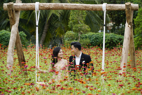 Tuần lễ văn hóa du lịch Đồng Tháp tri ân, tôn vinh nghề trồng hoa kiểng - Ảnh 1. Tuần lễ văn hóa du lịch Đồng Tháp tri ân, tôn vinh nghề trồng hoa kiểng - Ảnh 1.