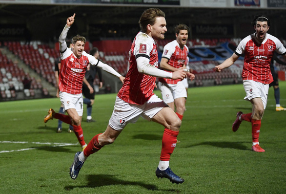 Cúp FA: Đương kim vô địch Arsenal bị loại, Man City đi tiếp - Ảnh 2. Cúp FA: Đương kim vô địch Arsenal bị loại, Man City đi tiếp - Ảnh 2.