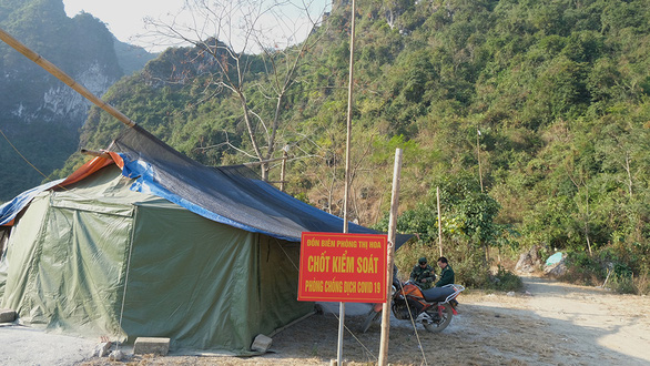 Họp khẩn, cấm cán bộ, chiến sĩ biên phòng từ vùng dịch đến vùng khác - Ảnh 1.