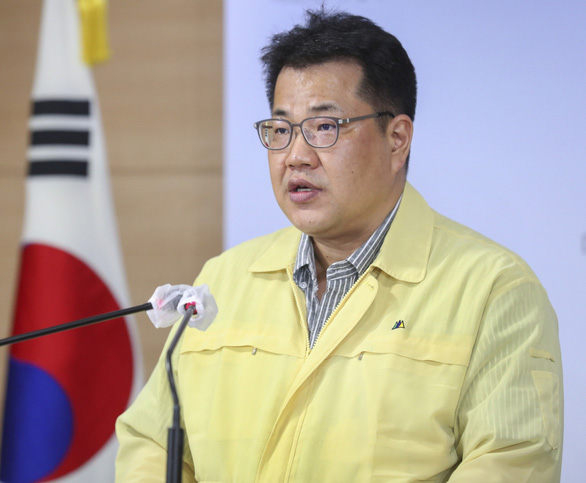 Hàn Quốc tuyên bố chặn được đợt bùng dịch thứ 3 - Ảnh 1.