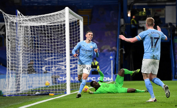 Man City thắng thuyết phục Chelsea tại Stamford Bridge - Ảnh 2.