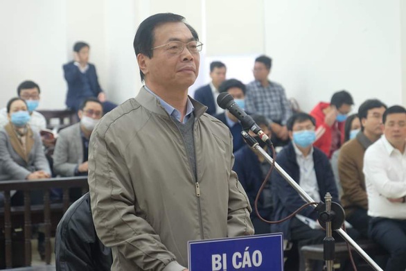 Hoãn phiên tòa xử cựu bộ trưởng Vũ Huy Hoàng vì vắng mặt nhiều bị cáo và người liên quan - Ảnh 1. Hoãn phiên tòa xử cựu bộ trưởng Vũ Huy Hoàng vì vắng mặt nhiều bị cáo và người liên quan - Ảnh 1.