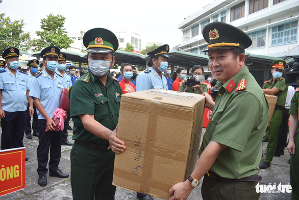 An Giang đưa 6 lực lượng lên tuyến biên giới để phòng chống dịch COVID-19 - Ảnh 4.