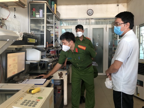 Công an Phan Thiết kêu gọi người dân giao nộp lại giấy xét nghiệm COVID-19 giả - Ảnh 1. Công an Phan Thiết kêu gọi người dân giao nộp lại giấy xét nghiệm COVID-19 giả - Ảnh 1.