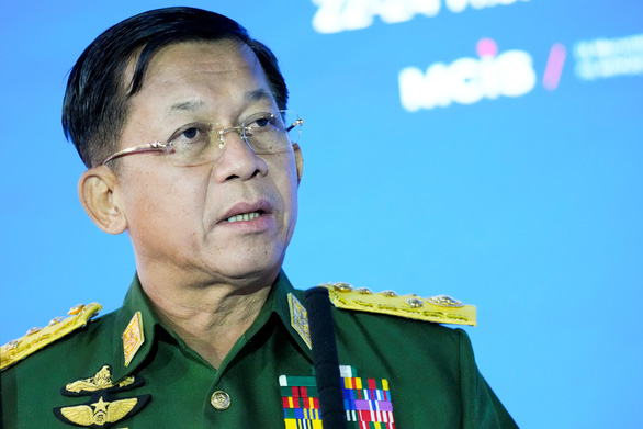 ASEAN thảo luận về việc có nên mời tướng Myanmar tham dự cuộc họp cấp cao hay không - Ảnh 1.