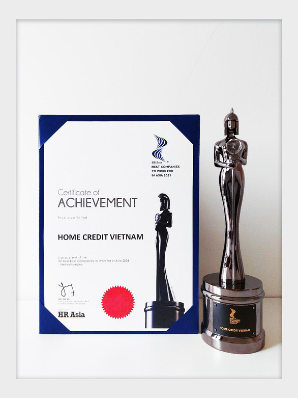 Home Credit Việt Nam nhận danh hiệu Nơi làm việc tốt nhất châu Á năm 2021 - Ảnh 2.