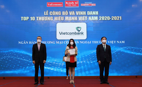 Vietcombank vào top 10 thương hiệu mạnh Việt Nam - Ảnh 1.
