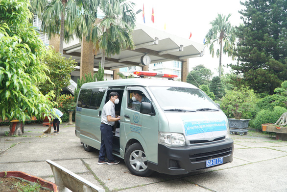 Vừa ngơi tay, bác sĩ Sài Gòn lại lên đường chi viện cho Cà Mau, Ninh Thuận chống dịch - Ảnh 2.