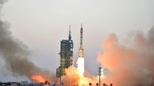 Financial Times: Trung Quốc bí mật thử nghiệm tên lửa siêu thanh vào tháng 8 - Ảnh 1.