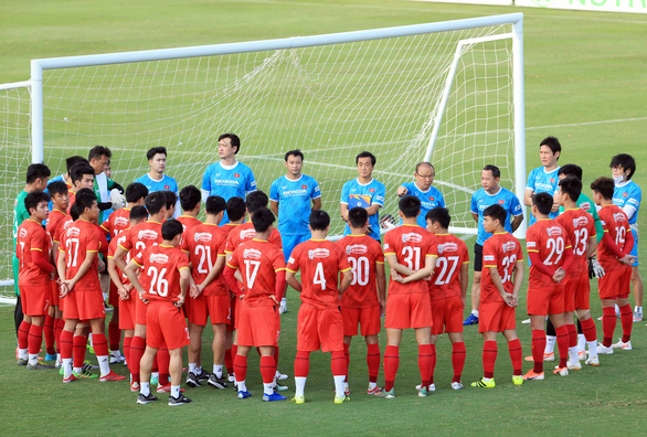 VFF đề nghị báo cáo Thủ tướng Chính phủ việc tổ chức 2 trận đấu của đội tuyển Việt Nam - Ảnh 1.