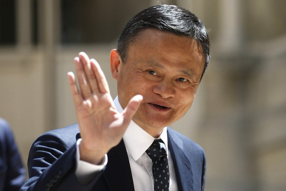 Tỉ phú Jack Ma lần đầu tiên xuất hiện ở nước ngoài sau hơn 1 năm - Ảnh 1.