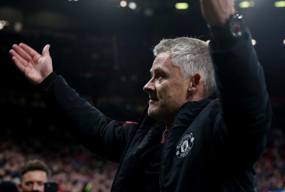 Solskjaer yêu cầu sự tôn trọng dành cho cầu thủ Man Utd - Ảnh 1.