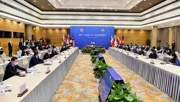 ASEAN nhất trí đẩy mạnh tiêm chủng COVID-19 toàn dân và phục hồi kinh tế - Ảnh 1.