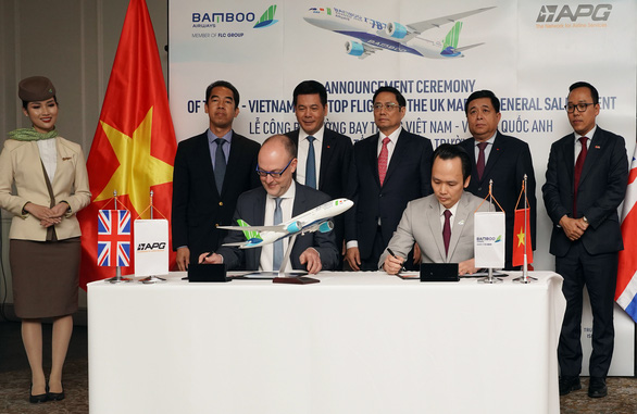 Bamboo Airways công bố đường bay thẳng Việt - Anh với sự chứng kiến của Thủ tướng - Ảnh 3.