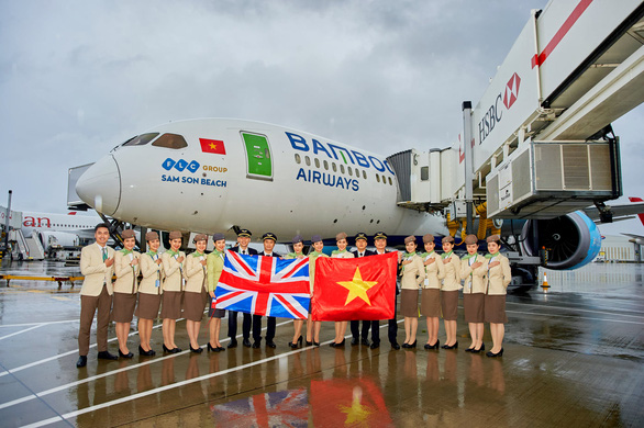 Bamboo Airways công bố đường bay thẳng Việt - Anh với sự chứng kiến của Thủ tướng - Ảnh 2.