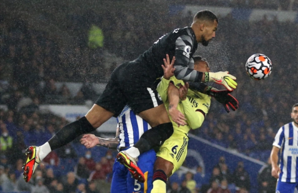 Brighton & Hove Albion là nỗi kinh hoàng của... hàm răng Gabriel - Ảnh 1.