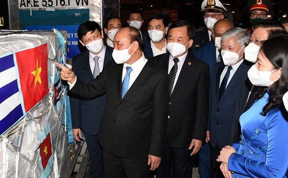 Ngoại giao vắc xin: Chiến lược giúp Việt Nam đạt miễn dịch cộng đồng - Ảnh 2. Ngoại giao vắc xin: Chiến lược giúp Việt Nam đạt miễn dịch cộng đồng - Ảnh 2.