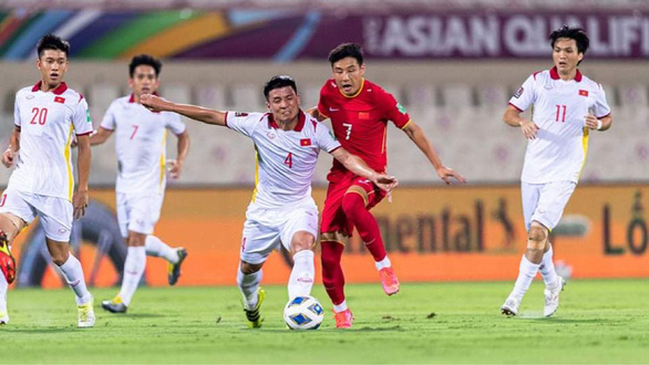 Tuyển Việt Nam thua Trung Quốc 2-3 ở vòng loại World Cup 2022 - Ảnh 1.