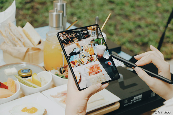 Nhận ưu đãi đến 4 triệu đồng khi mua Galaxy Z Fold3, Flip3 tại FPT Shop - Ảnh 1.