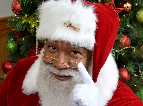 Mỹ khủng hoảng thiếu ông già Noel - Ảnh 1. Mỹ khủng hoảng thiếu ông già Noel - Ảnh 1.