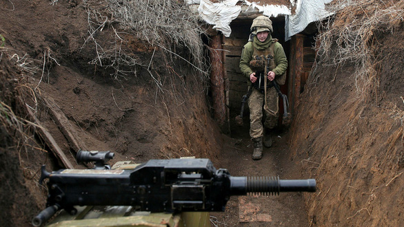 Nga đưa quân đến biên giới với Ukraine - Ảnh 1.