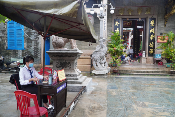 Hội An ngày đầu mở cửa mưa lớn, Quảng Nam chờ hơn 200 du khách Mỹ - Ảnh 3.