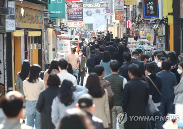 Nhờ đâu thu nhập của người Hàn Quốc tăng nhanh trở lại? - Ảnh 1.