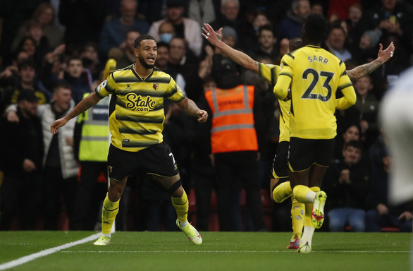 Maguire bị đuổi, Man Utd thua đậm trước Watford - Ảnh 2.