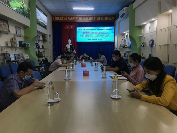 Lễ hội đua bò Bảy Núi An Giang được đưa vào triển lãm thực tế ảo - Ảnh 1. Lễ hội đua bò Bảy Núi An Giang được đưa vào triển lãm thực tế ảo - Ảnh 1.